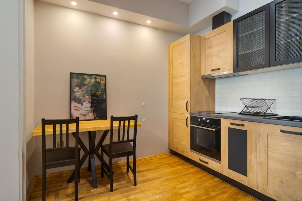 Modern Design 1 Bdrm, 4 Guests, Top Cente, Near Parliament, Self Check-In Sofia Exterior photo
